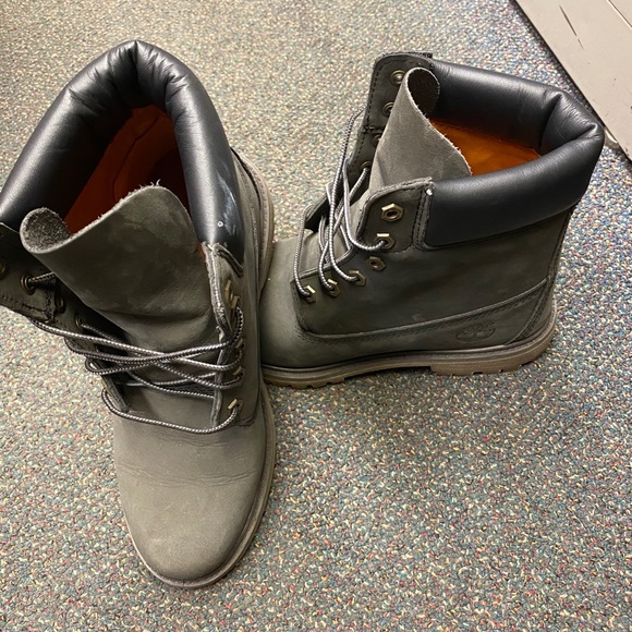 Timberlands - Picture 4 of 5